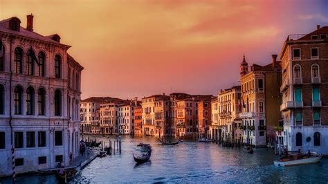 venice city of love|10 Most Romantic Things To Do In Venice In 2 Days.
